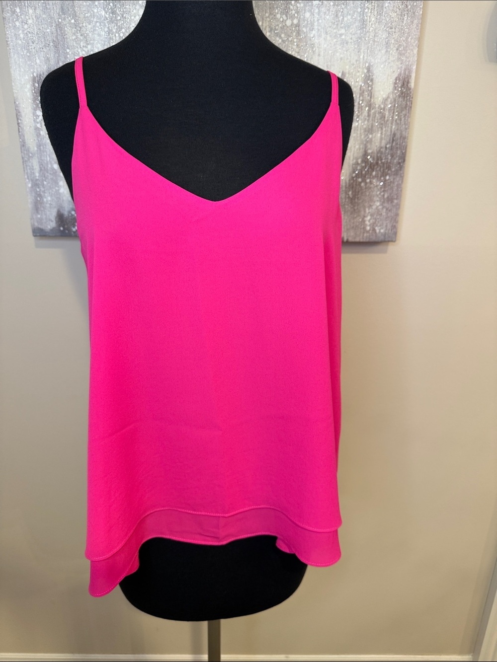 Women’s Hot Pink V-Neck adjustable Spaghetti Strap Tank Top size large
